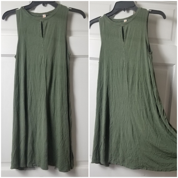 HIGH END HIPPIE Sleeveless Swing Keyhole Mini Sun Dress - Picture 3 of 9